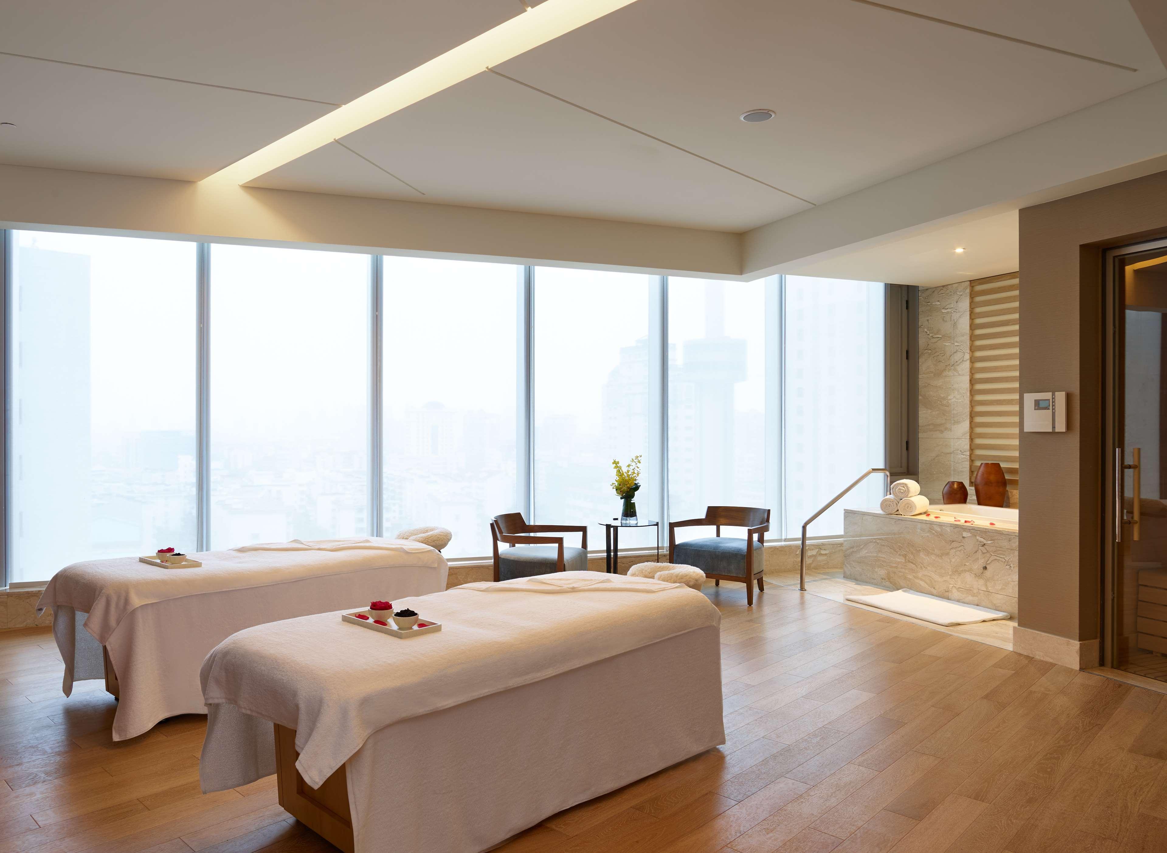 Hyatt Regency Wuxi Hotel Vuhszi Kültér fotó